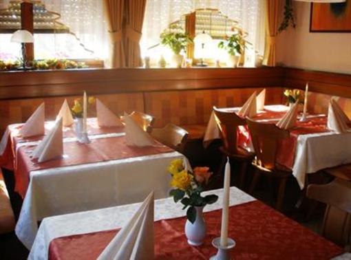 фото отеля Hotel Schwabischer Hof
