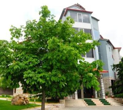фото отеля Hotel George Korce