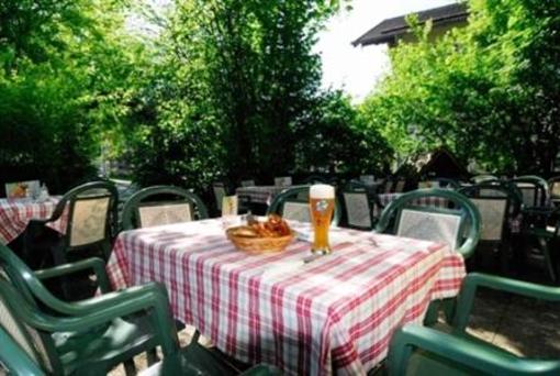 фото отеля Hotel Zur Post Rohrdorf (Bavaria)