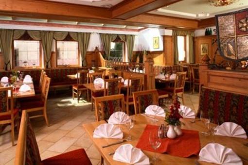 фото отеля Hotel Zur Post Rohrdorf (Bavaria)