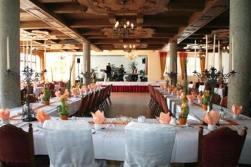 фото отеля Hotel Zur Post Rohrdorf (Bavaria)