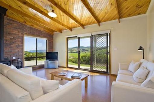 фото отеля Johanna Seaside Cottages