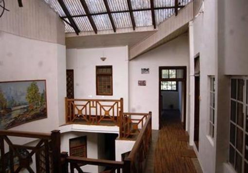 фото отеля Gymkhana Resort Darjeeling