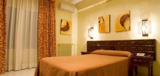 фото отеля Hotel Boltana