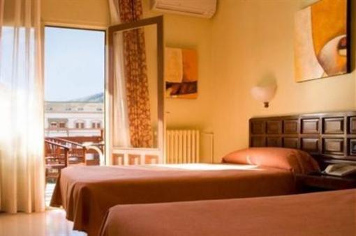 фото отеля Hotel Boltana