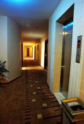 фото отеля Yuanxi Business Hotel Chongqing Xinpaifang