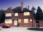 фото отеля Rosemead Guest House Esher