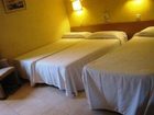 фото отеля Hostal Tarres Angles