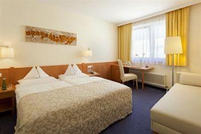 фото отеля Hotel Goldenes Schiff