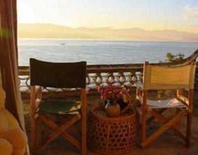 фото отеля Dali Hanz Lakeview Guesthouse & Cafe