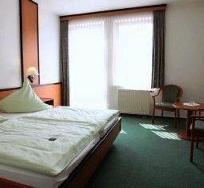 фото отеля Hotel Stadt Zwonitz