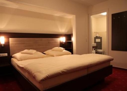 фото отеля Pension Am Parkhotel