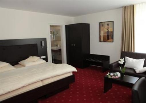 фото отеля Pension Am Parkhotel