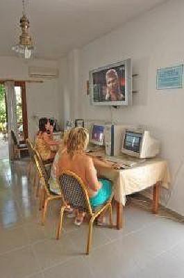 фото отеля Frangiscos Inn Parikia