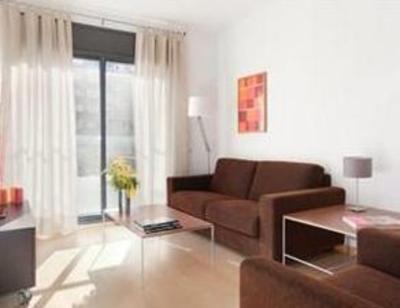 фото отеля L.i.Bcn Apartment Monumental