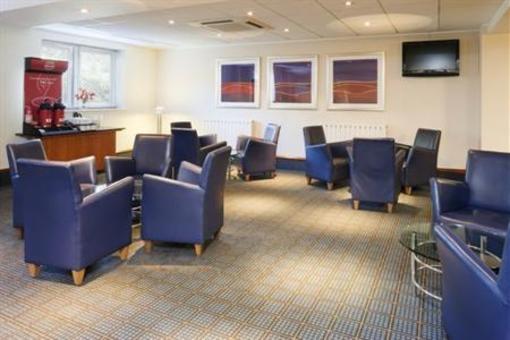 фото отеля Holiday Inn Hemel Hempstead M1 J8