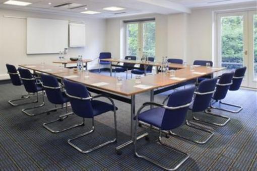 фото отеля Holiday Inn Hemel Hempstead M1 J8