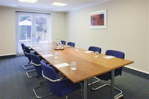 фото отеля Holiday Inn Hemel Hempstead M1 J8