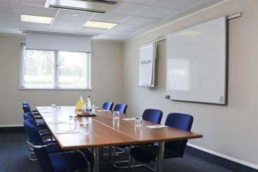 фото отеля Holiday Inn Hemel Hempstead M1 J8