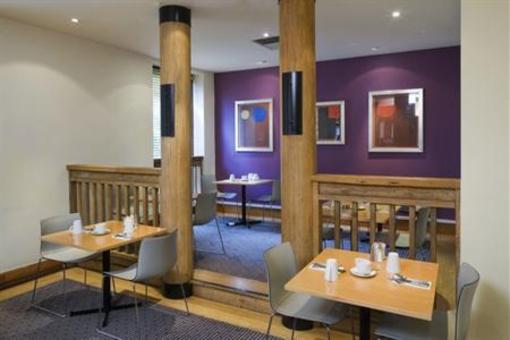фото отеля Holiday Inn Hemel Hempstead M1 J8