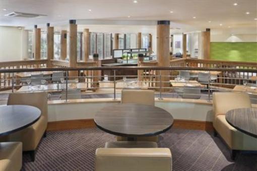 фото отеля Holiday Inn Hemel Hempstead M1 J8
