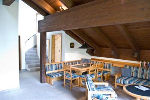 фото отеля Aparthotel Chesa Munteratsch