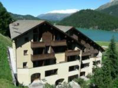 фото отеля Aparthotel Chesa Munteratsch