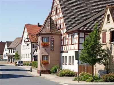 фото отеля Rotes Ross Hotel Heroldsberg