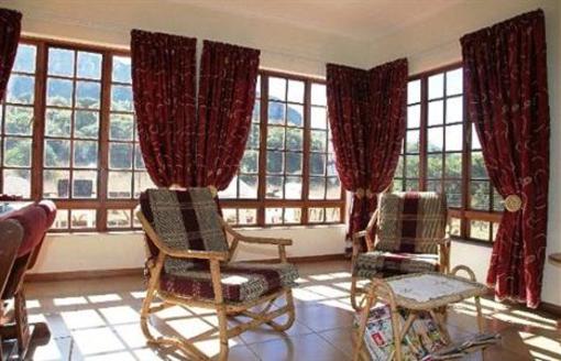 фото отеля Mount Azimbo Lodge