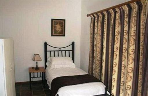 фото отеля Mount Azimbo Lodge