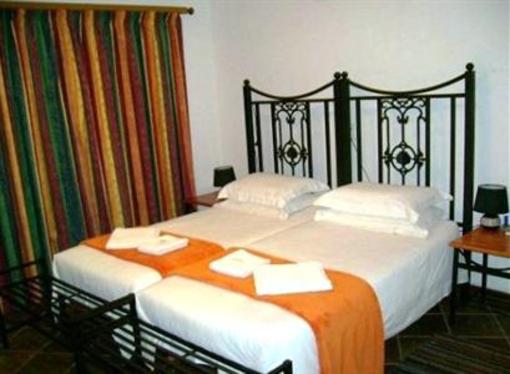 фото отеля Mount Azimbo Lodge