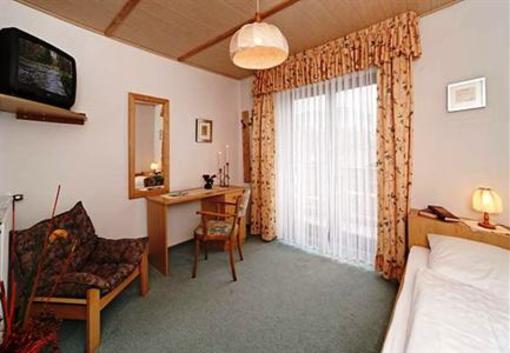 фото отеля Hotel Zum Hirschen Lam