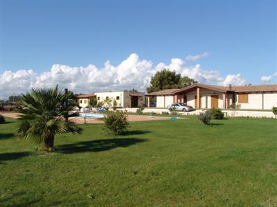 фото отеля Podere 1248 Farmhouse Ladispoli
