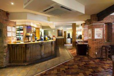 фото отеля Premier Inn Bradford North Keighley