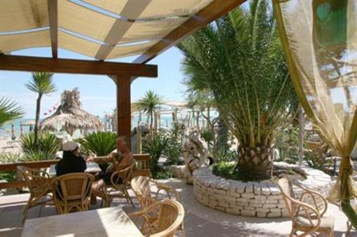фото отеля Oasi Beach Hotel Vieste