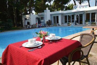 фото отеля Hotel Le Mirage Istres