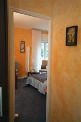 фото отеля Hotel Le Mirage Istres