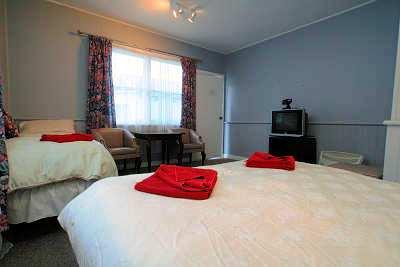 фото отеля Mountain View Motel Quuenstown