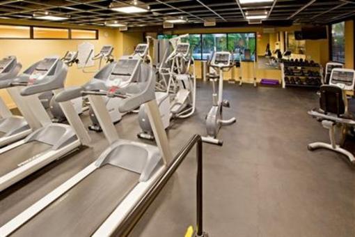 фото отеля Crowne Plaza Hotel Louisville-Airport KY Expo Center