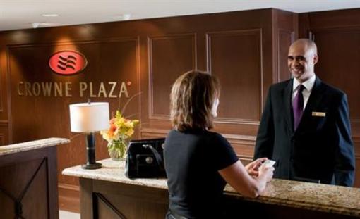 фото отеля Crowne Plaza Hotel Louisville-Airport KY Expo Center