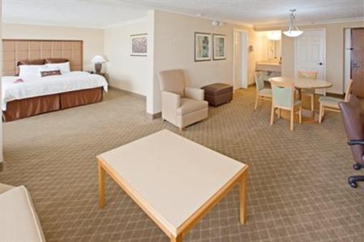 фото отеля Crowne Plaza Hotel Louisville-Airport KY Expo Center