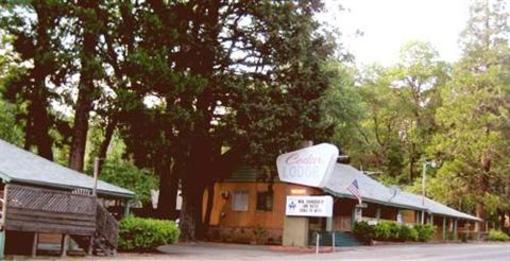 фото отеля Cedar Lodge Motel Dunsmuir