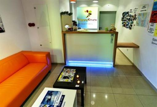 фото отеля Hostel Happy Seven Hostel