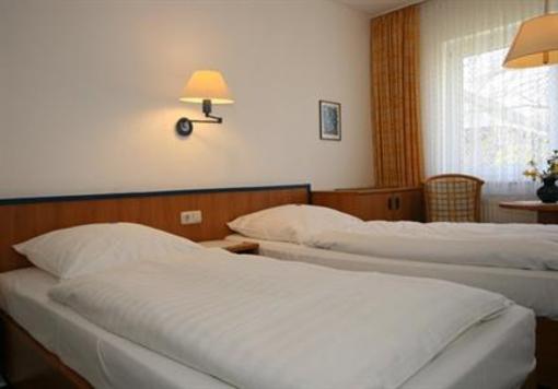 фото отеля Hotel Erholung Kellenhusen