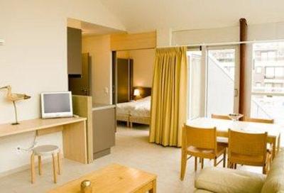 фото отеля Zeester Suitehotel