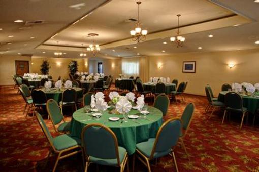 фото отеля Holiday Inn Santa Ana-Orange County Airport