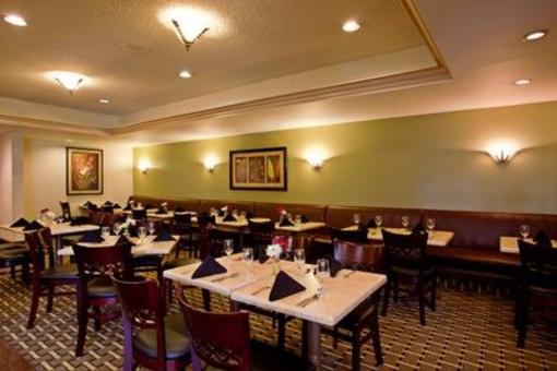 фото отеля Holiday Inn Santa Ana-Orange County Airport