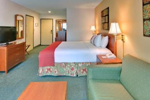 фото отеля Holiday Inn Santa Ana-Orange County Airport