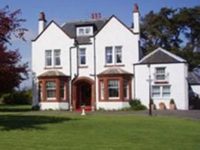 Pinewood Country House