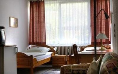 фото отеля Hotel & Gastehaus Landhaus am Wembach